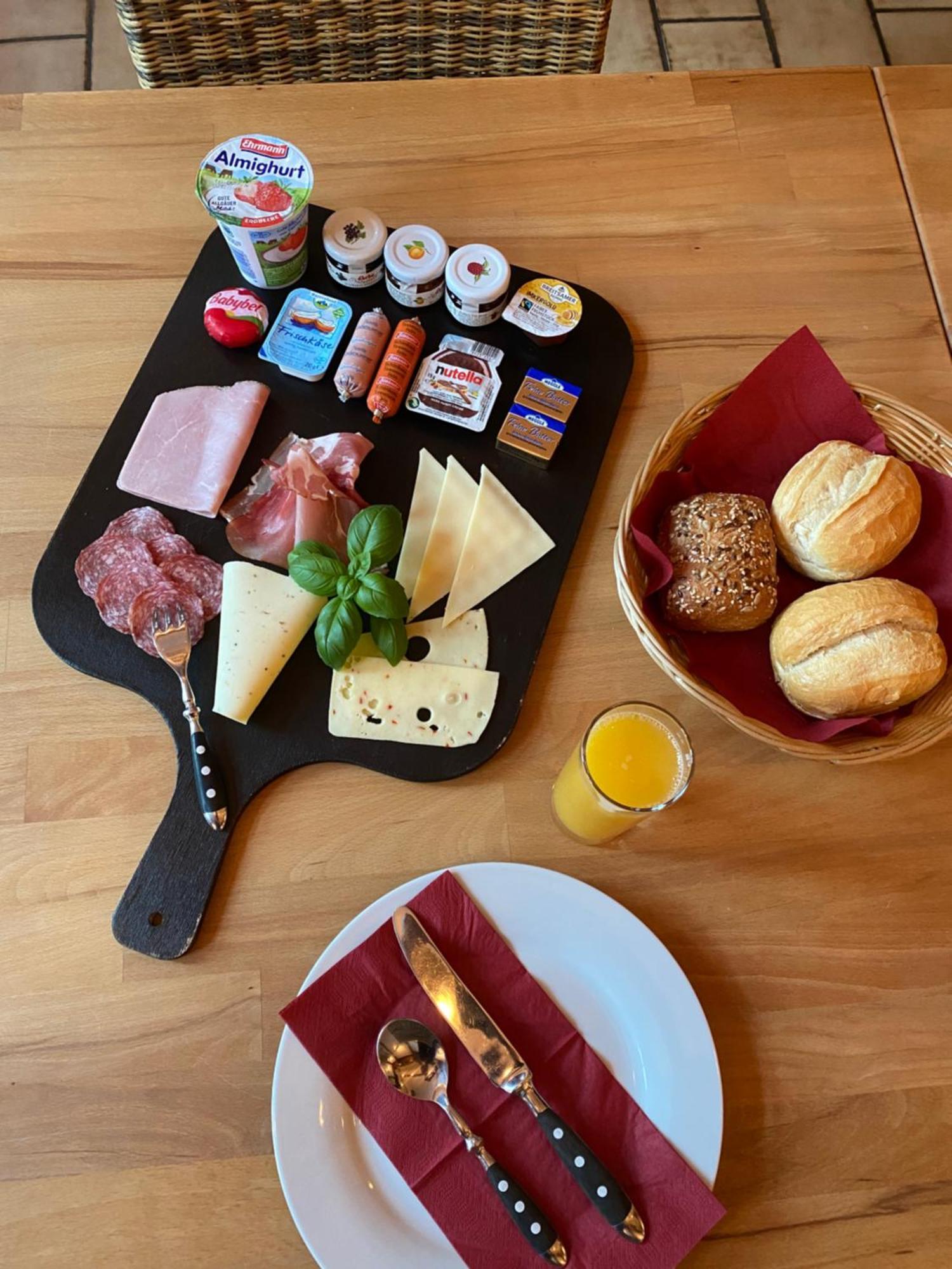 布隆贝格 Wirtshaus Am Niederntor酒店 外观 照片